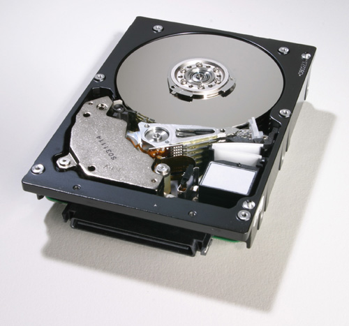 Hitachi GST推出300GB 容量超級企業(yè)硬盤-DOIT-數(shù)據(jù)產(chǎn)業(yè)媒體與服務(wù)平臺